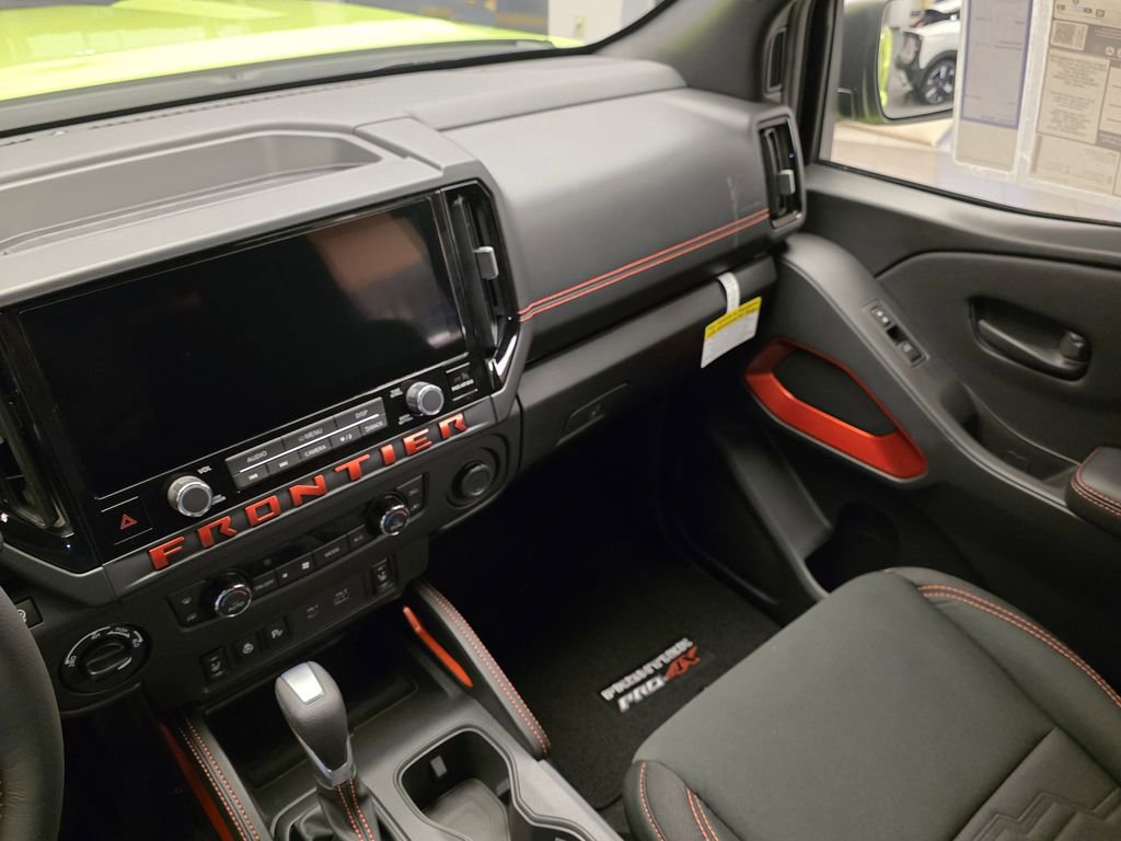 New 2026 Nissan Frontier PRO-4X w/ Pro-4x Convenience Package image 11