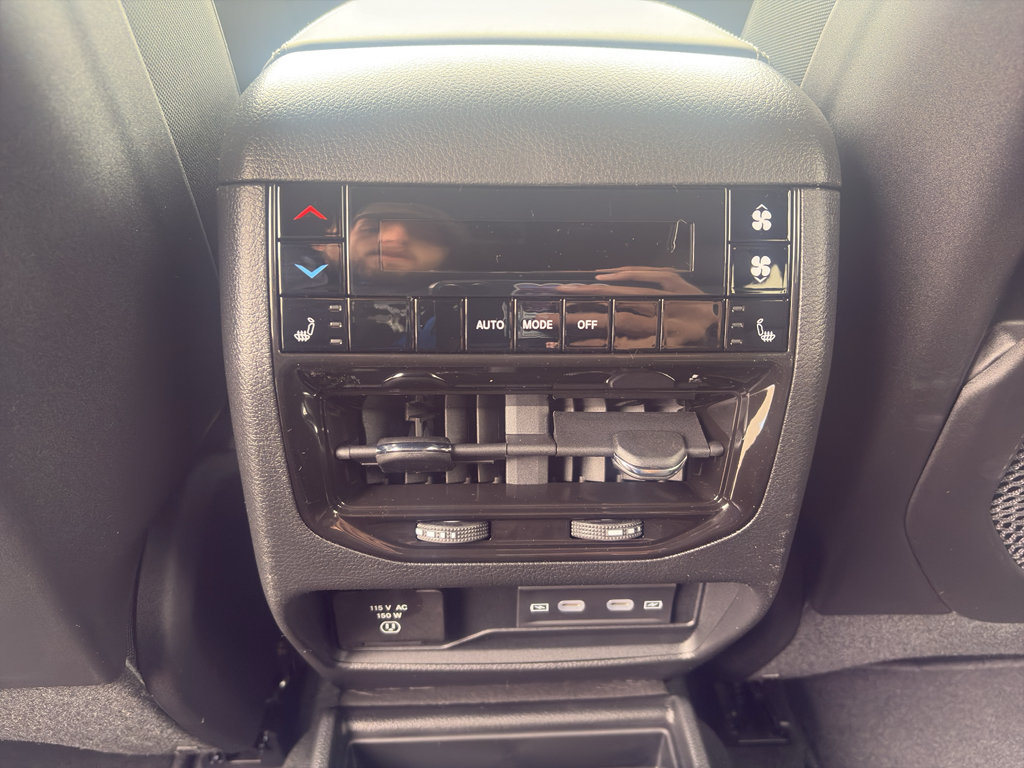 New 2026 Jeep Grand Cherokee L Limited AWD/4WD image 20