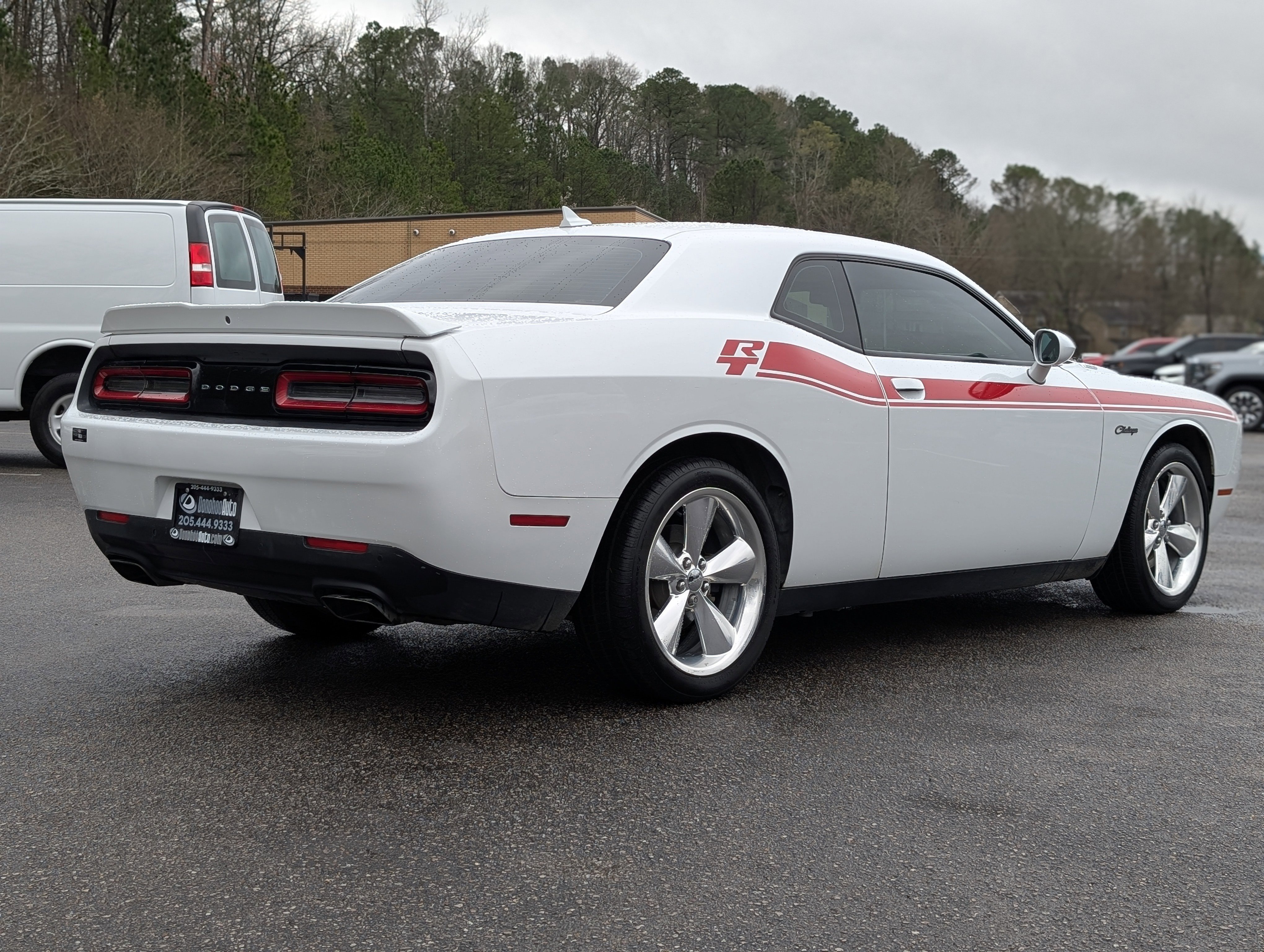 Used 2015 Dodge Challenger R/T Plus image 9