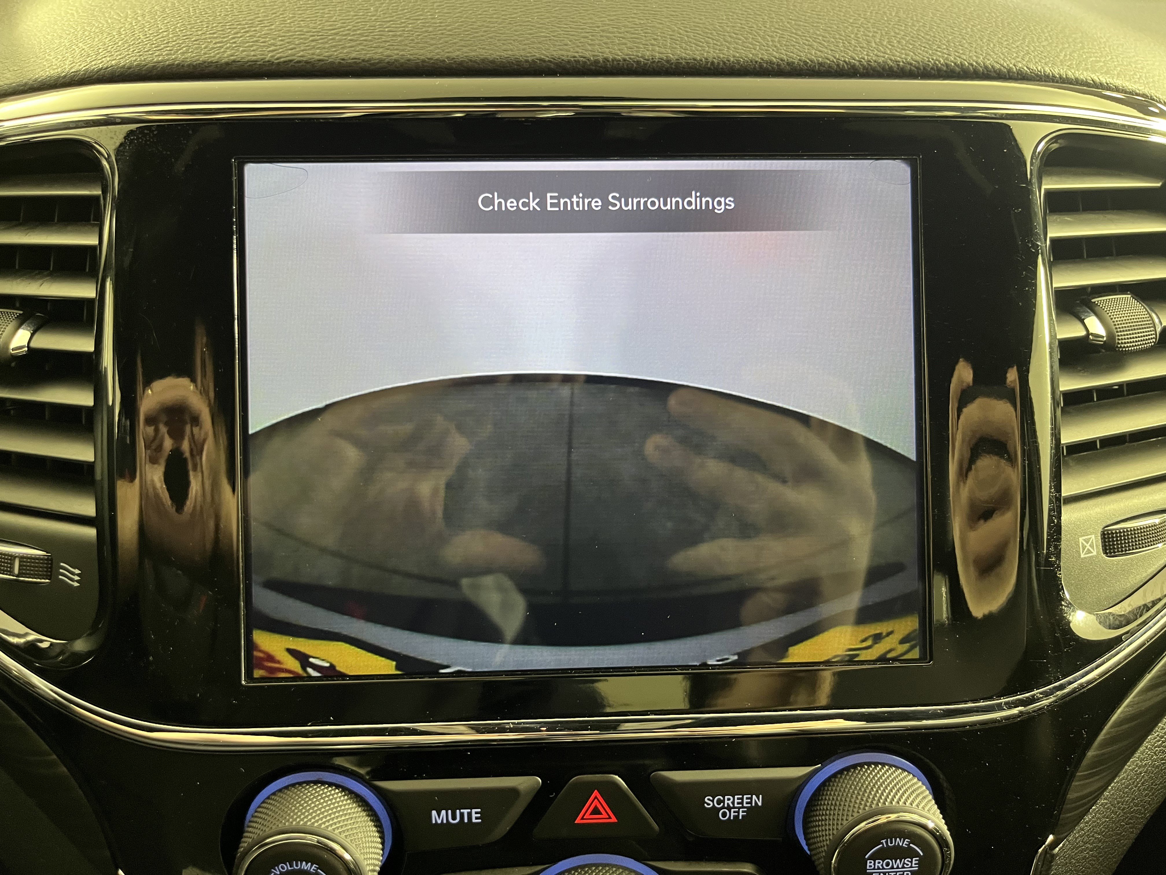 Used 2020 Jeep Grand Cherokee Altitude AWD/4WD image 28