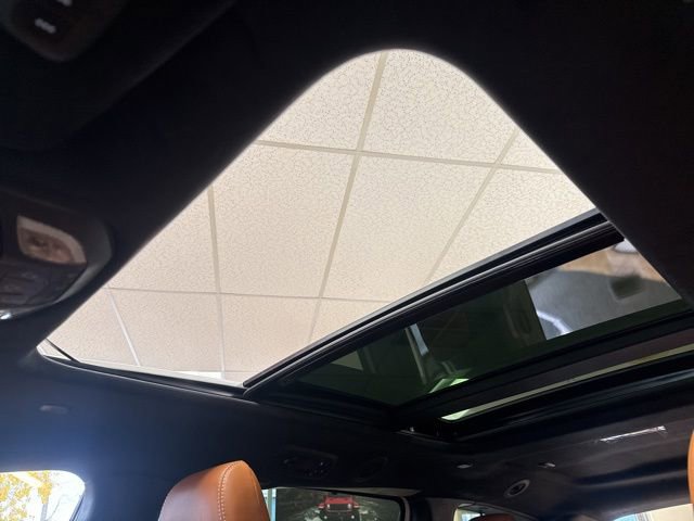 New 2026 Chrysler Pacifica Pinnacle image 17