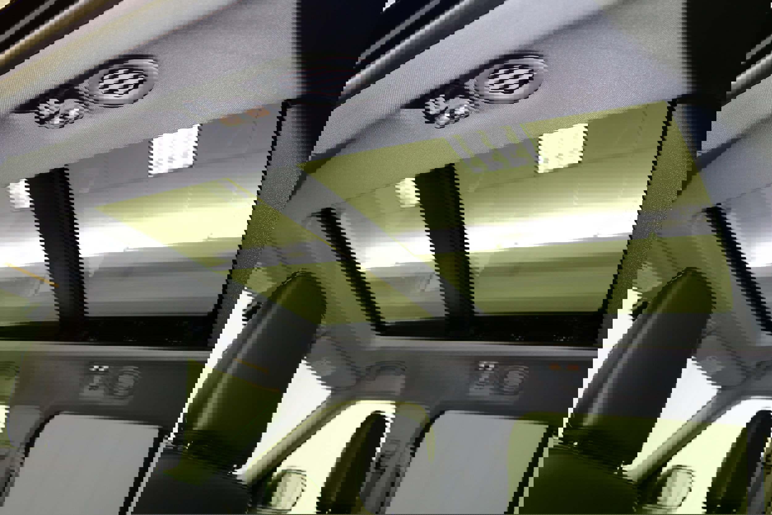 Used 2022 Ford Explorer XLT w/ Equipment Group 202A image 34