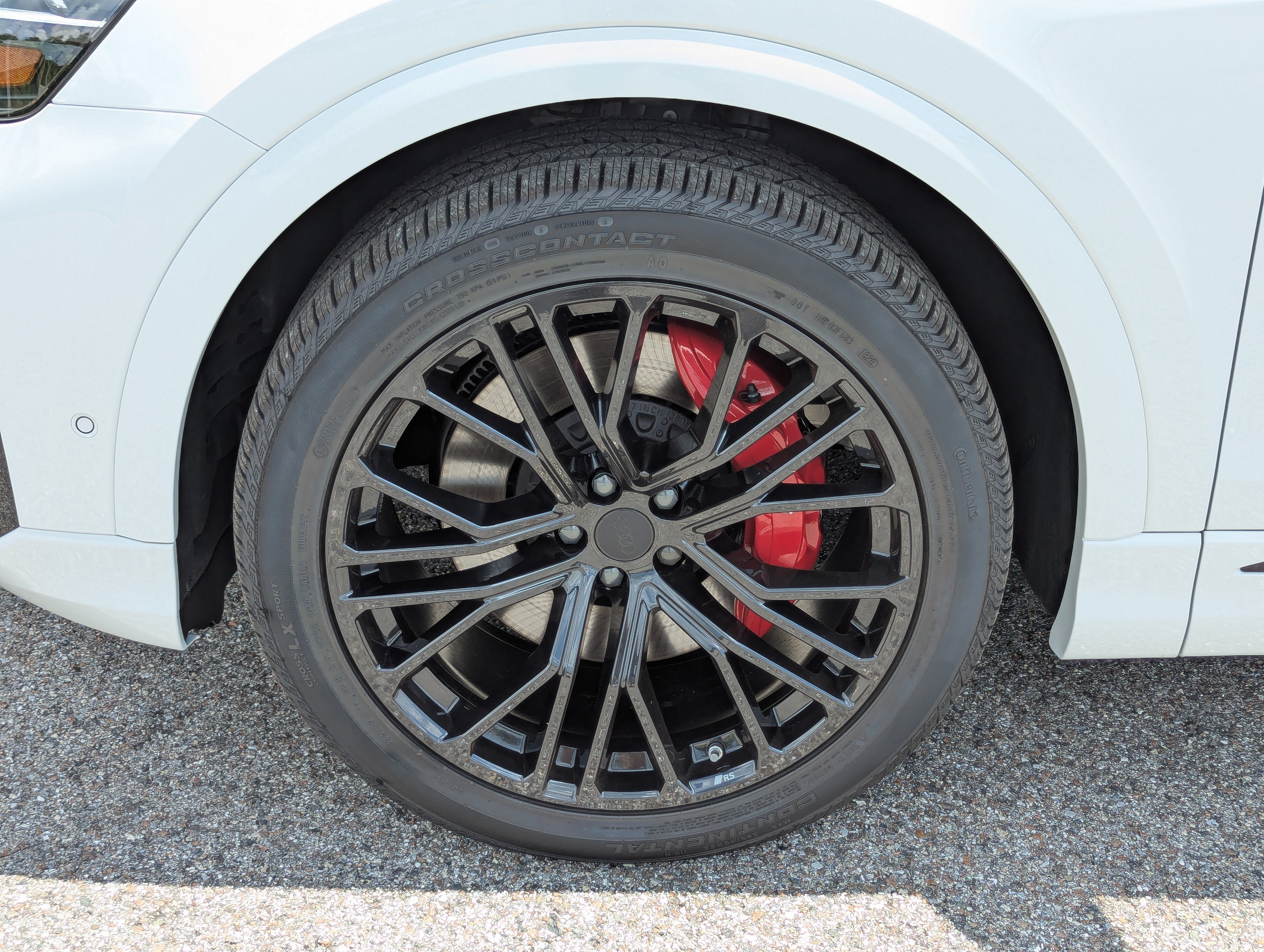 New 2026 Audi SQ8 Prestige AWD/4WD image 32