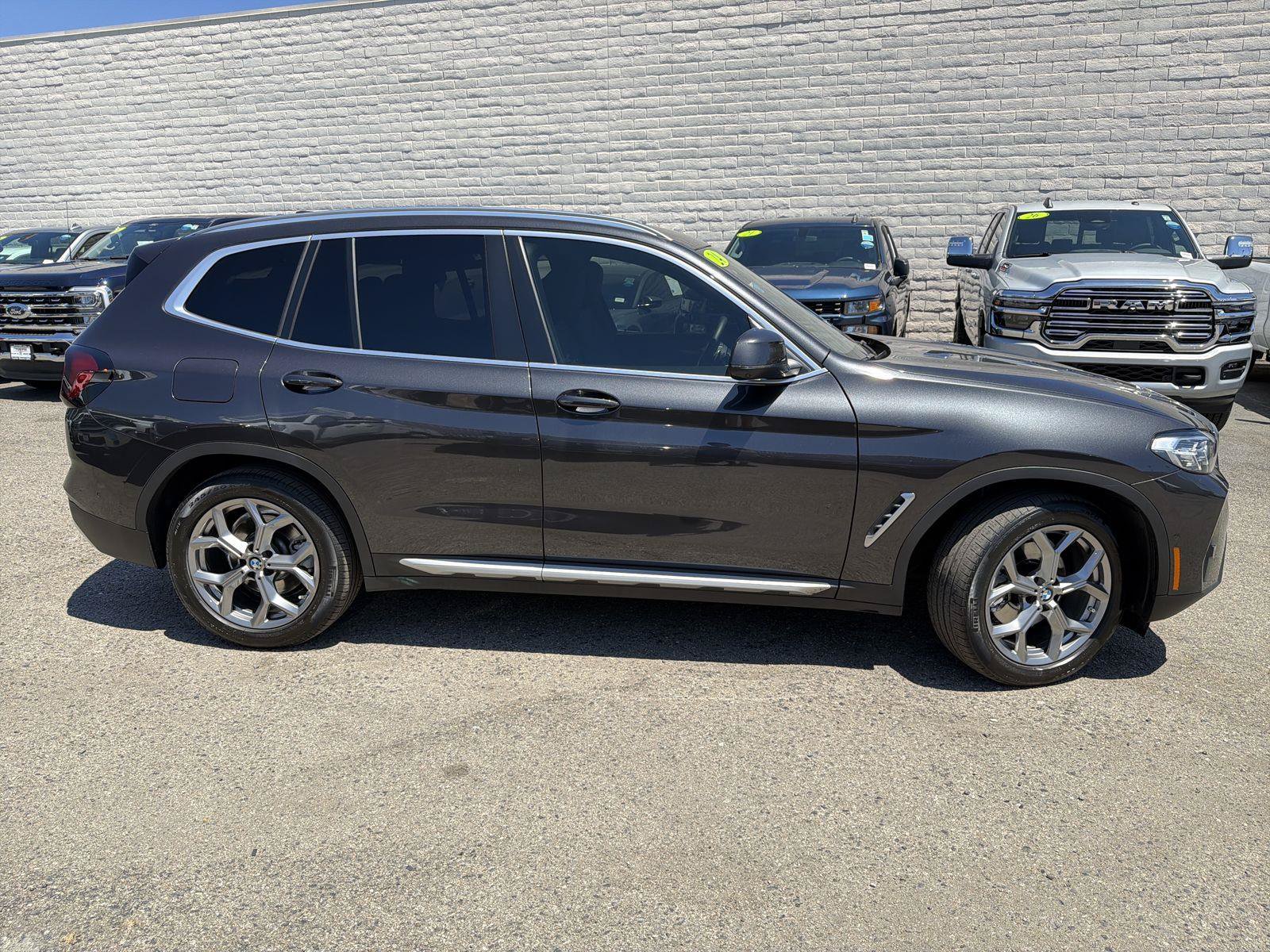 Used 2024 BMW X3 sDrive30i w/ Convenience Package RWD image 4