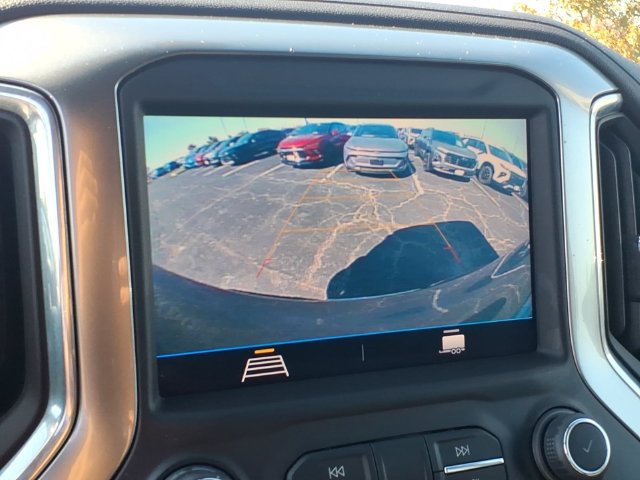 Used 2022 Chevrolet Silverado 1500 LT w/ Safety Package AWD/4WD image 7