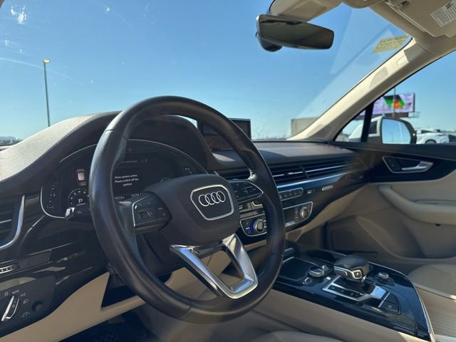 Used 2019 Audi Q7 3.0T Premium Plus w/ Premium Plus Package AWD/4WD image 13