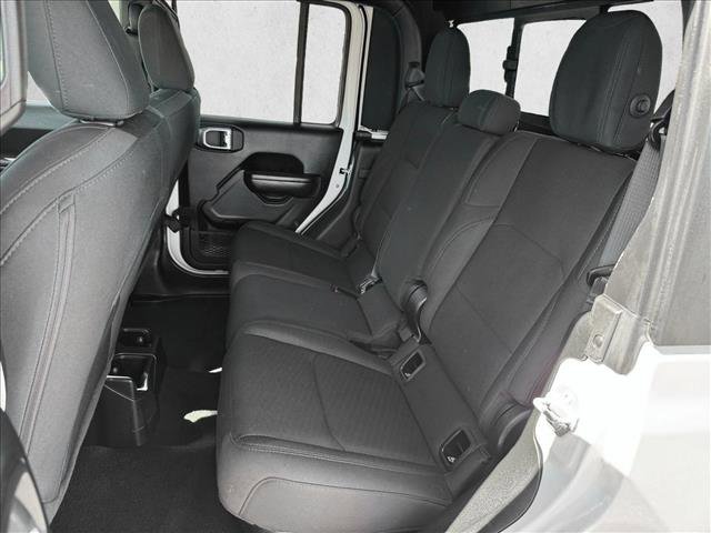 Used 2020 Jeep Gladiator Sport w/ Quick Order Package 24S image 17