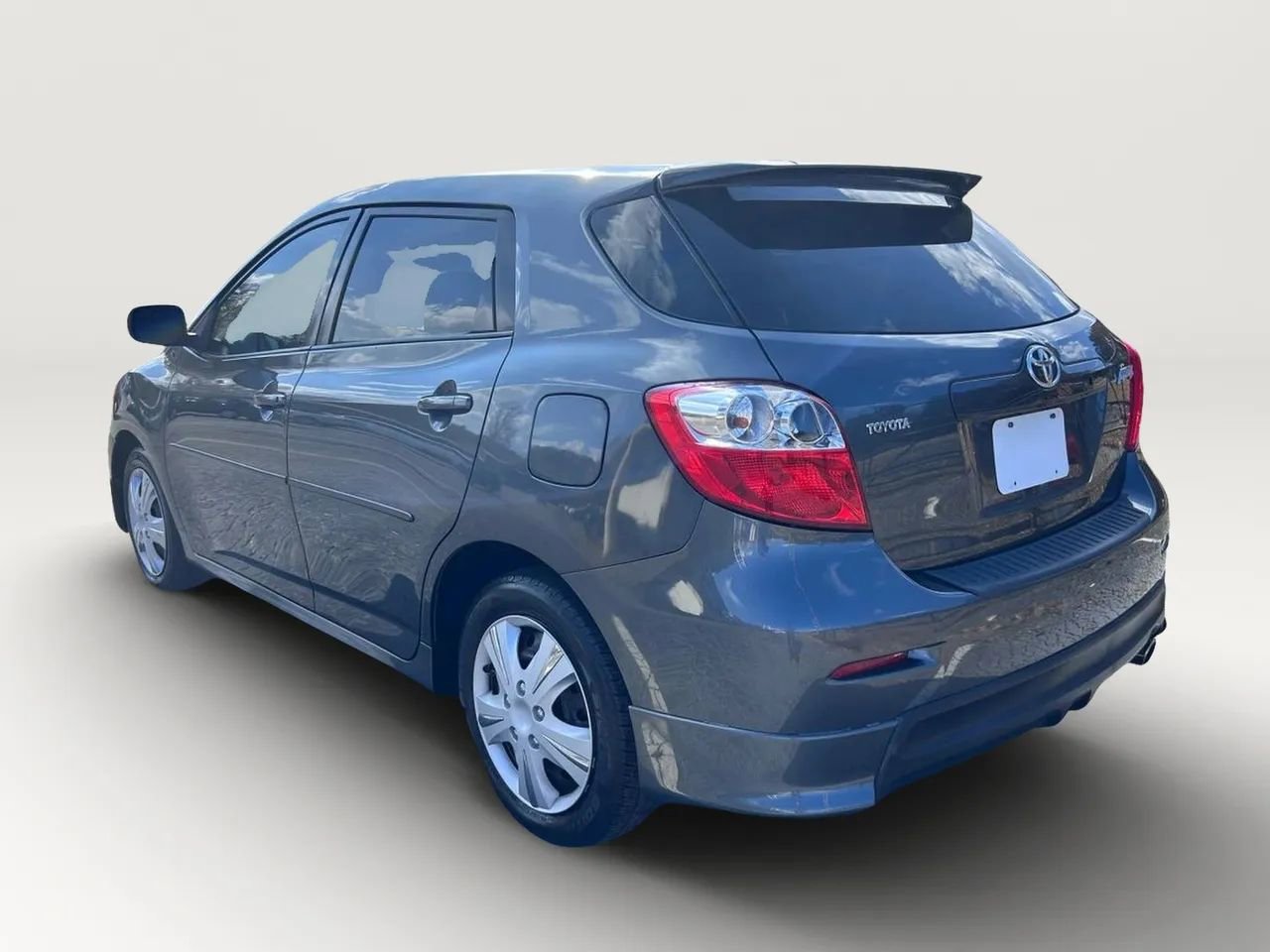 Used 2010 Toyota Matrix image 4