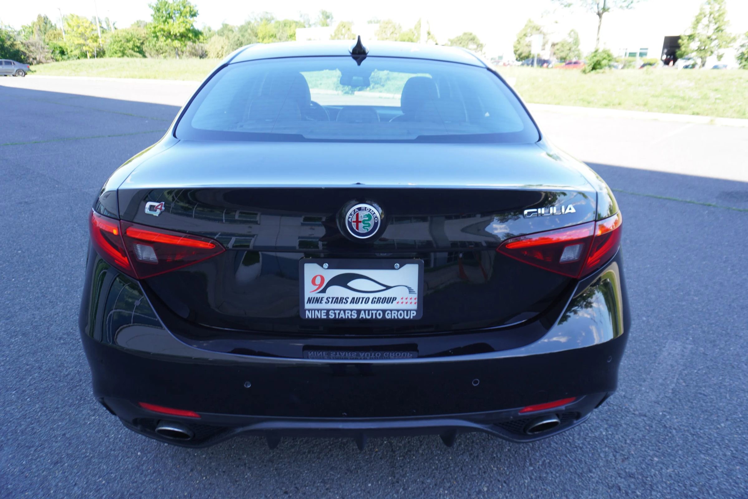 Used 2017 Alfa Romeo Giulia AWD image 6