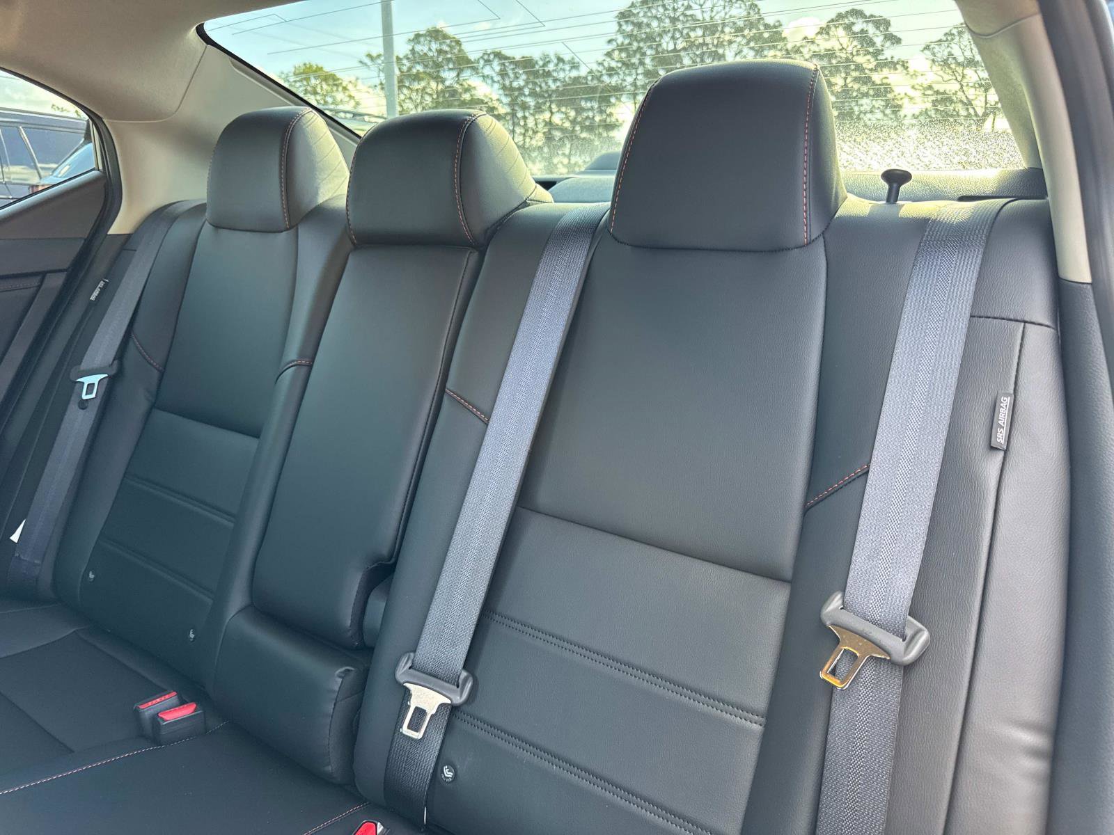 Used 2025 Nissan Sentra SR w/ SR Premium Package FWD image 13