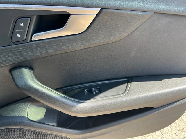 Used 2017 Audi A4 2.0T Ultra Premium w/ Convenience Package FWD image 33