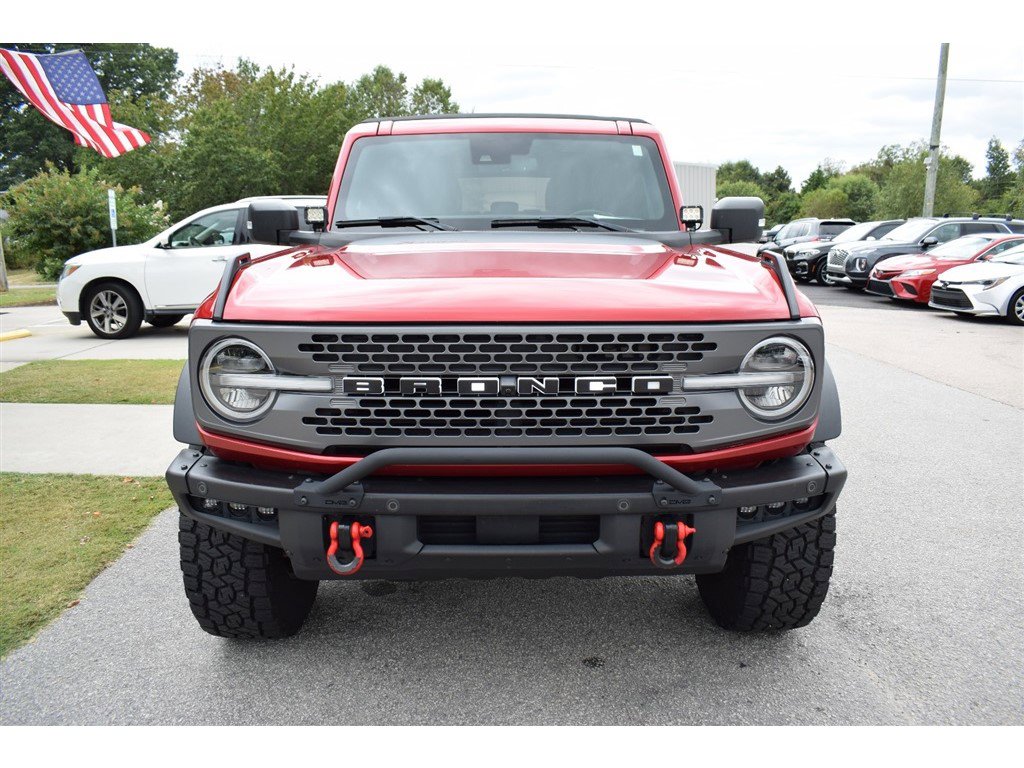 Used 2021 Ford Bronco Badlands image 9