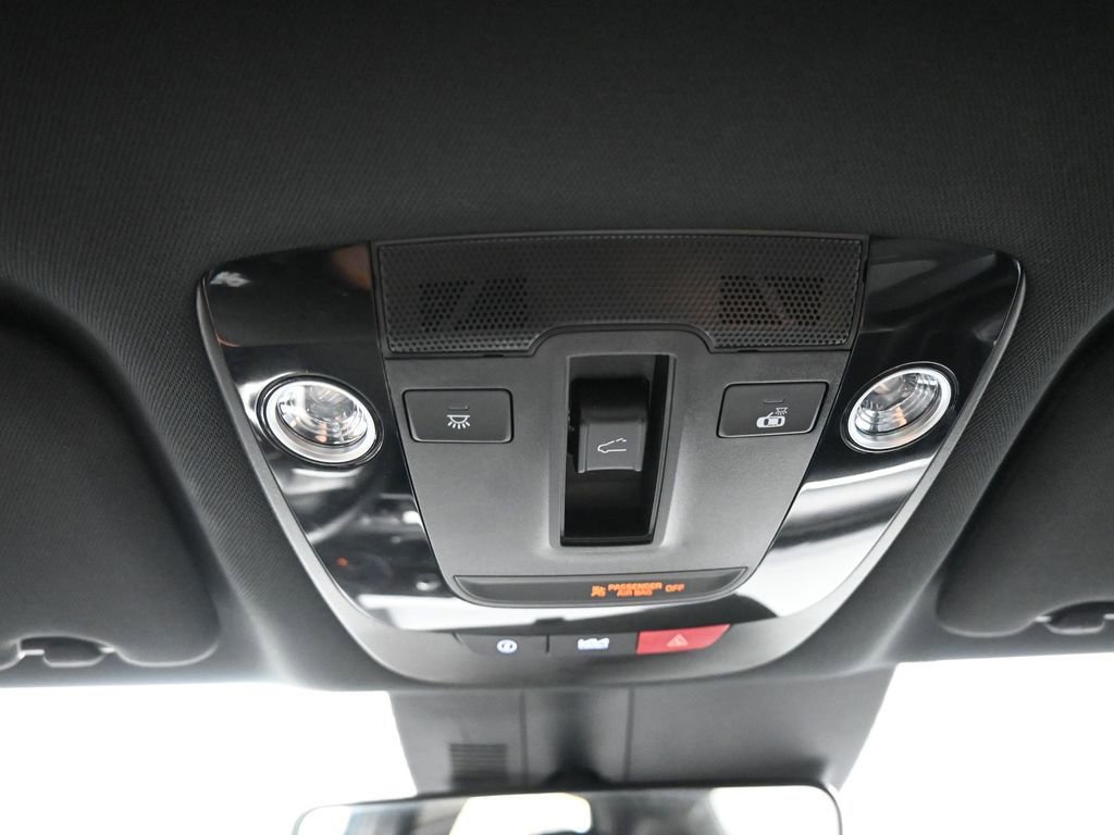 Used 2024 Kia K5 GT-Line image 17