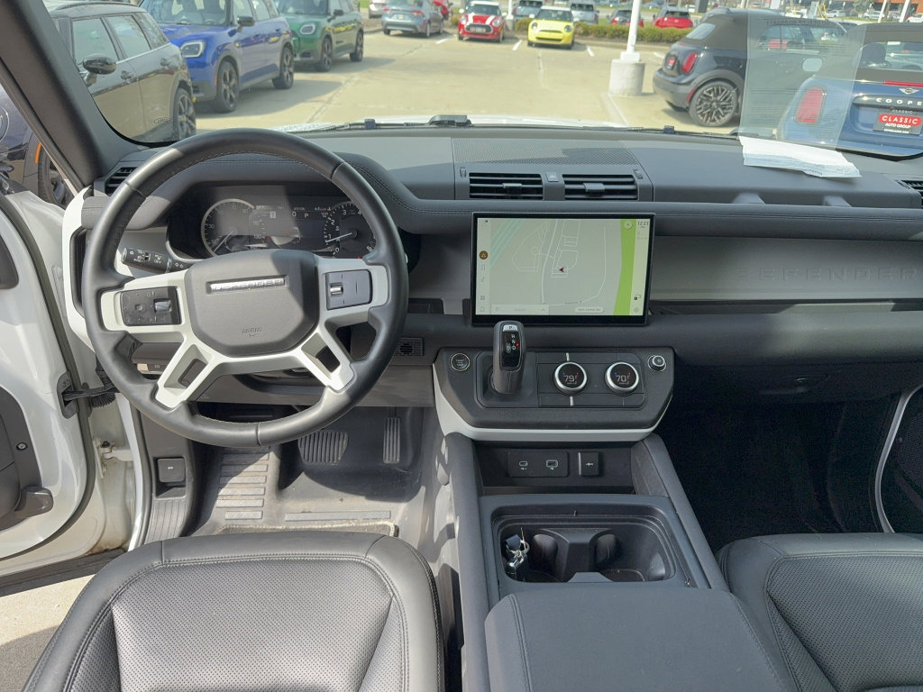 Used 2023 Land Rover Defender 90 S image 7