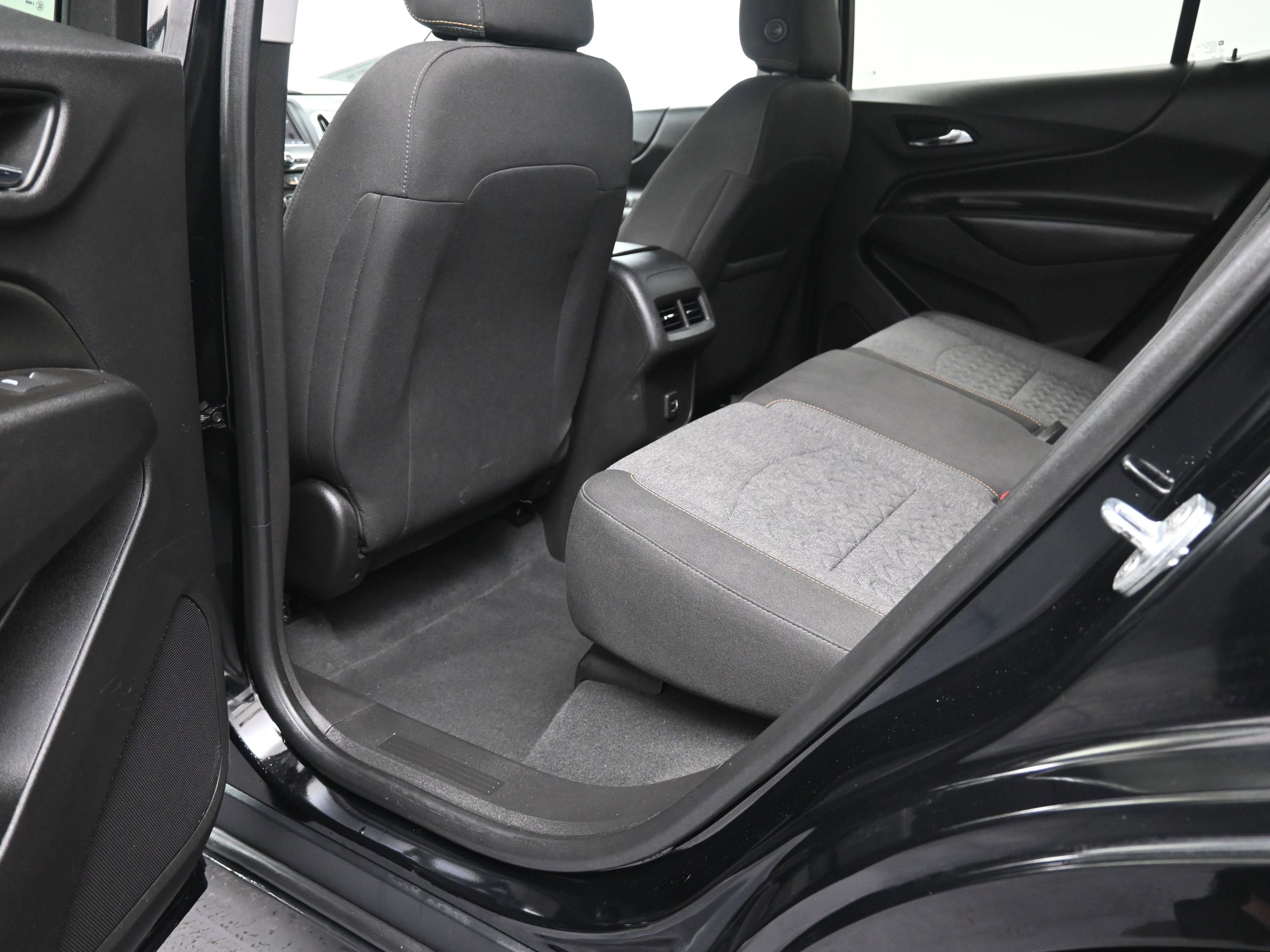 Used 2022 Chevrolet Equinox LT image 22