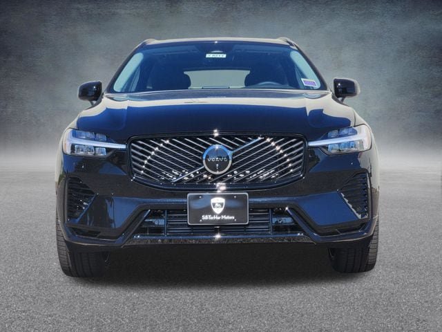 New 2026 Volvo XC60 T8 Ultra w/ Protection Package Premier AWD/4WD image 2