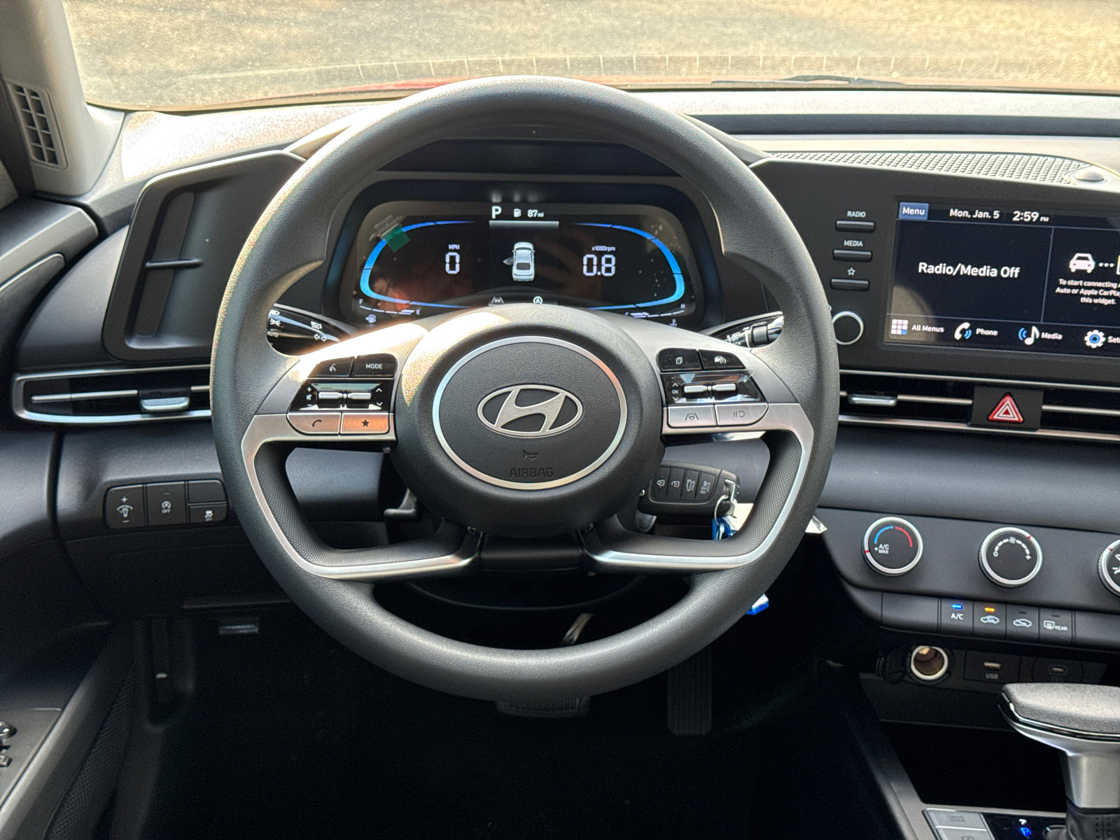 New 2026 Hyundai Elantra SE w/ Cargo Package image 16