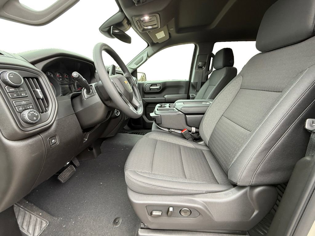 New 2026 Chevrolet Silverado 1500 Custom w/ Turbomax Blackout Package image 9
