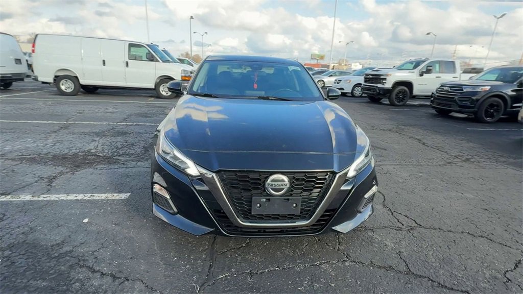 Used 2021 Nissan Altima 2.5 SR image 3
