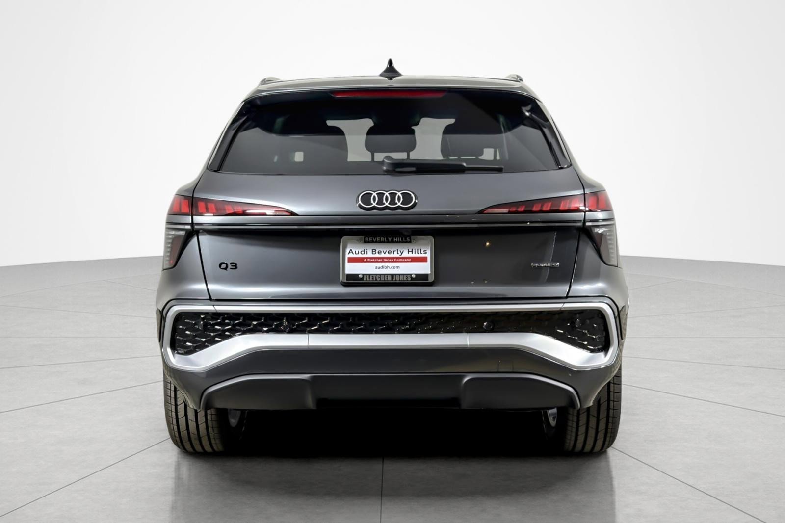 New 2026 Audi Q3 quattro 2.0T AWD/4WD image 5