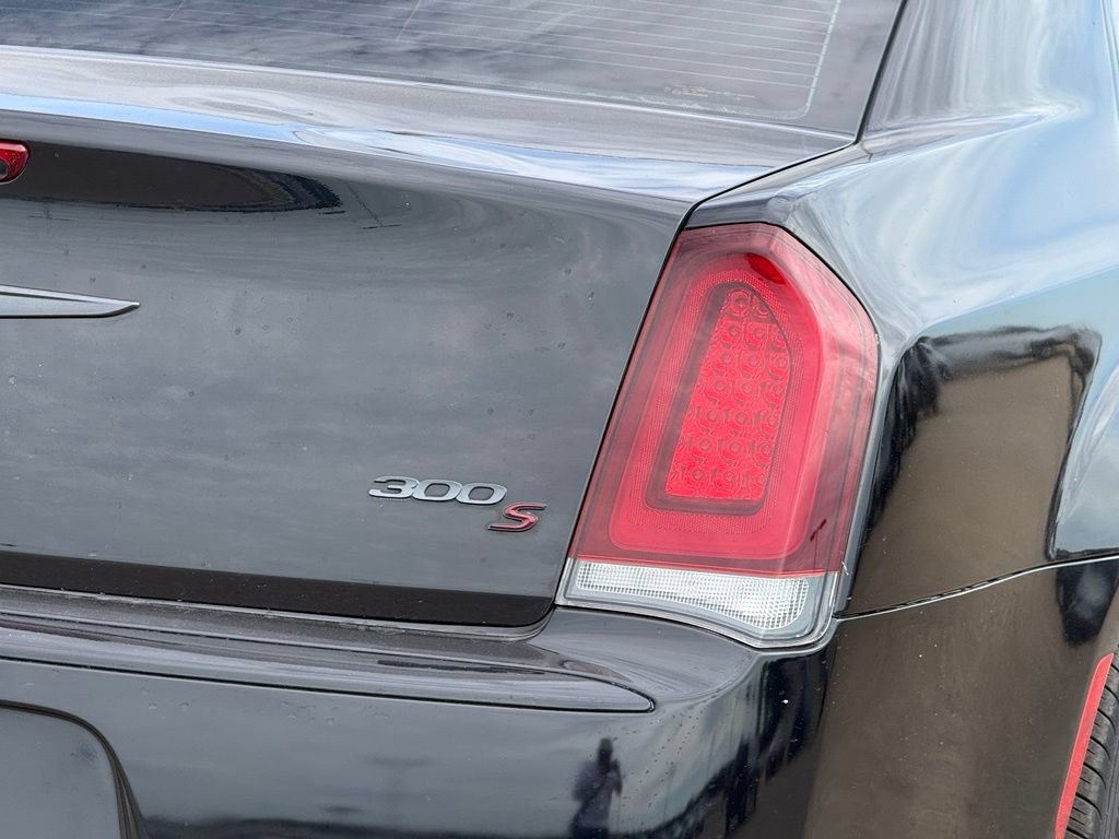 Used 2022 Chrysler 300 S RWD image 8