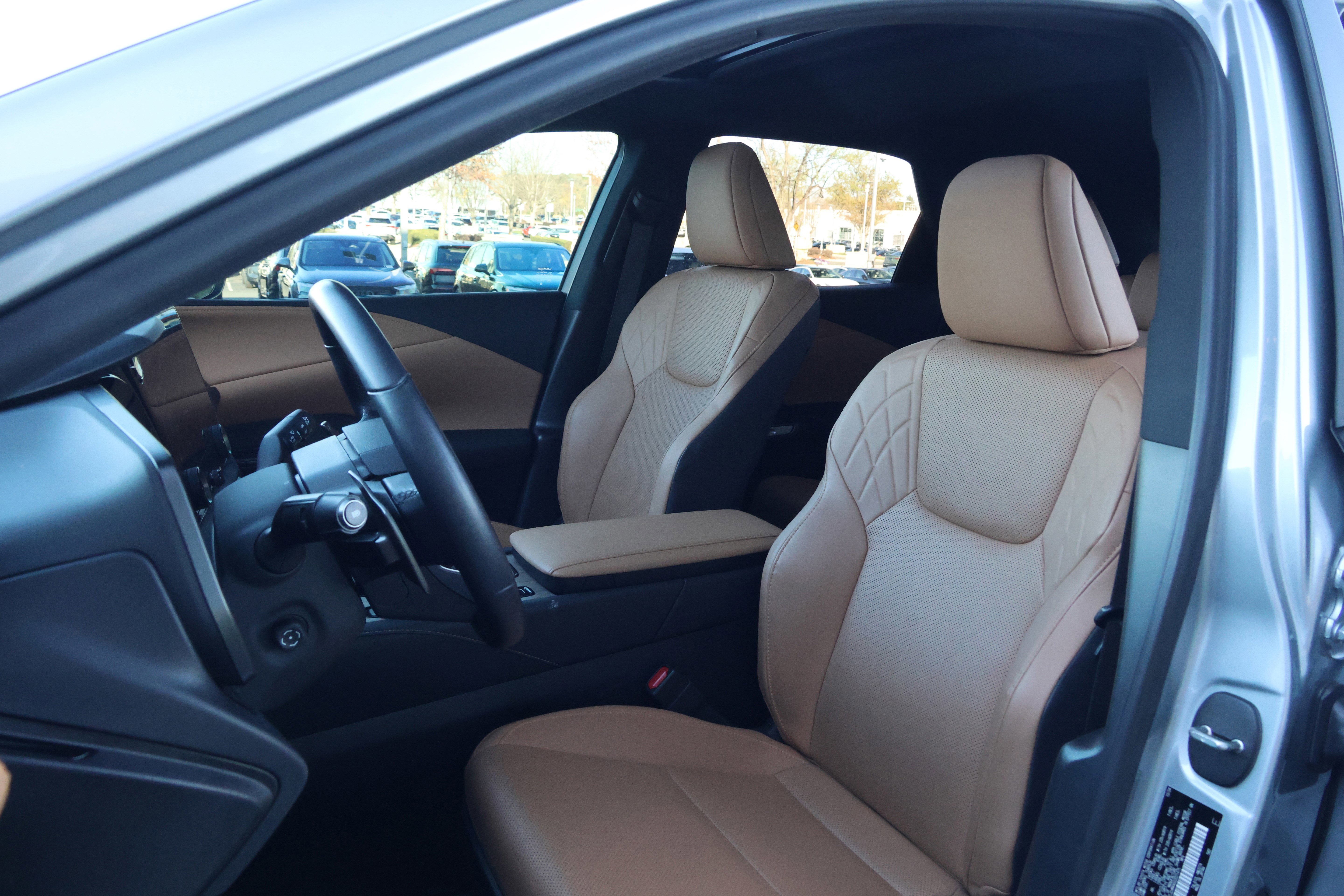 Used 2025 Lexus RX 350 Premium image 33