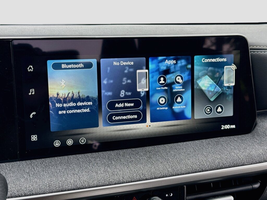 New 2026 Nissan Kicks SV w/ Cold Weather Package FWD image 10