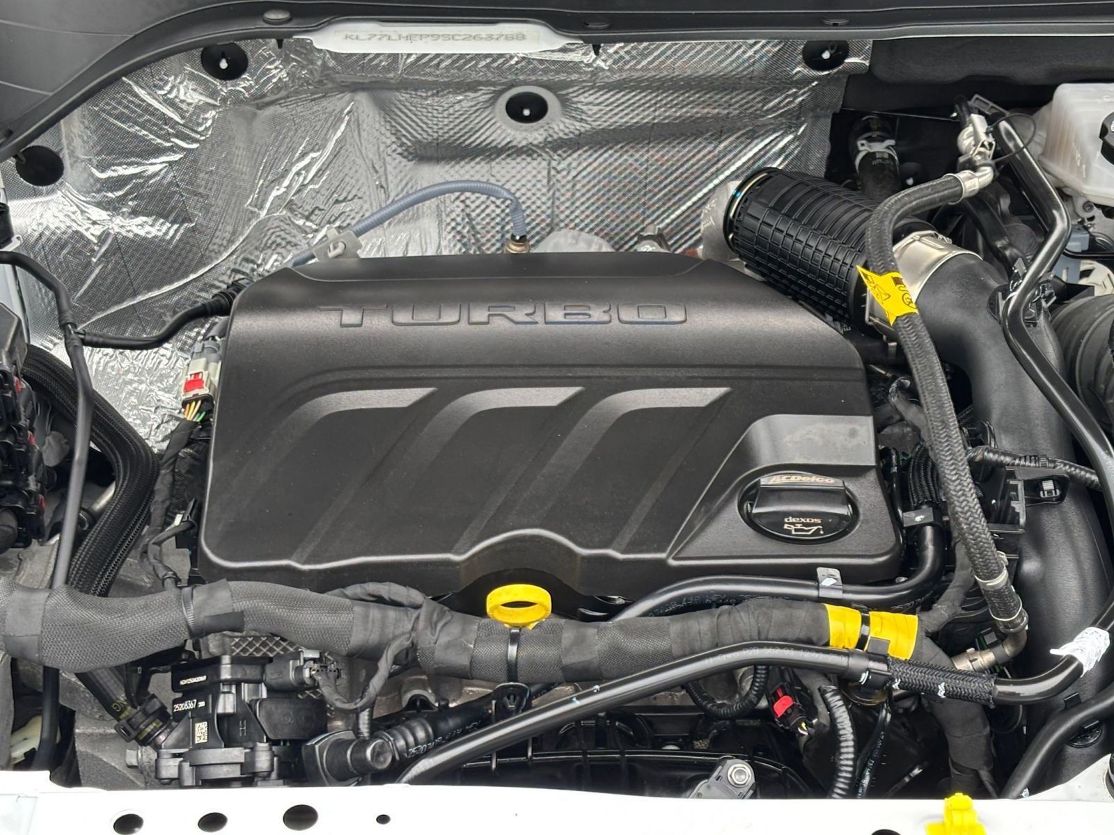 Used 2025 Chevrolet Trax LT FWD image 28