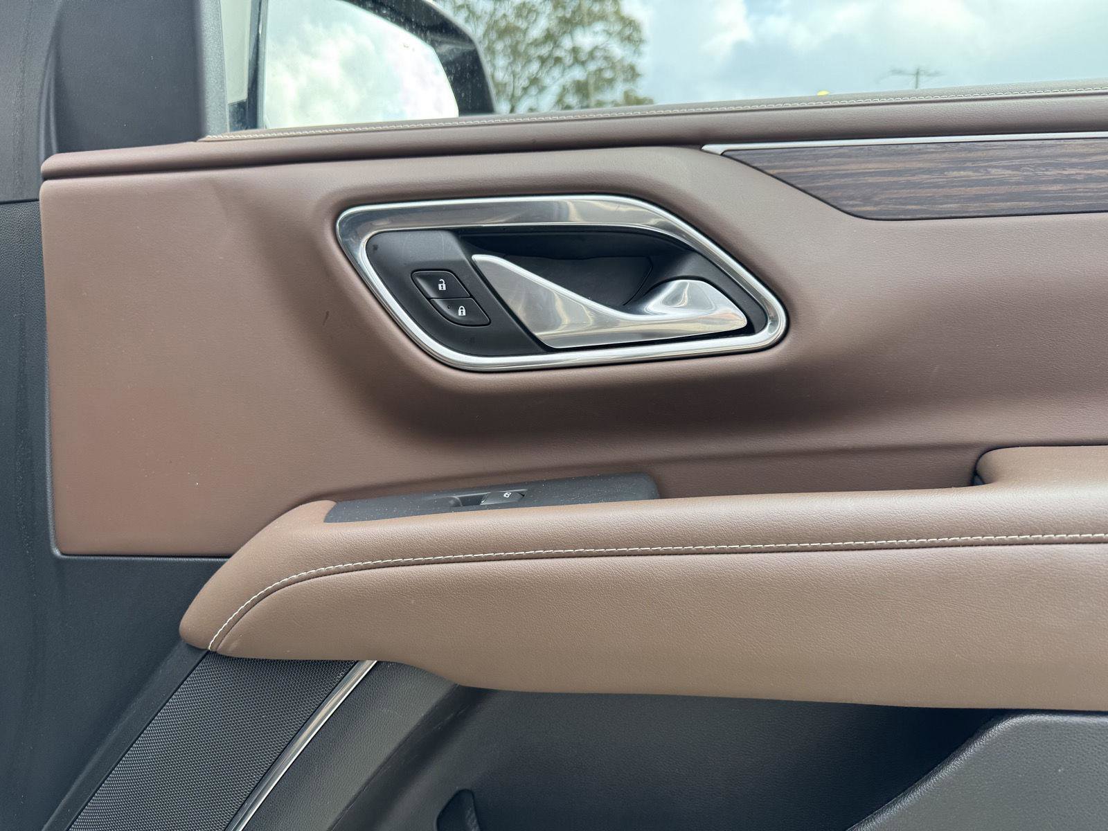 Used 2023 Chevrolet Tahoe High Country w/ Premium Package 2 image 29