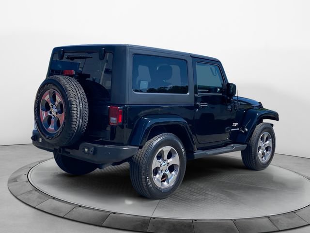 Used 2017 Jeep Wrangler Sahara w/ Dual Top Group AWD/4WD image 5