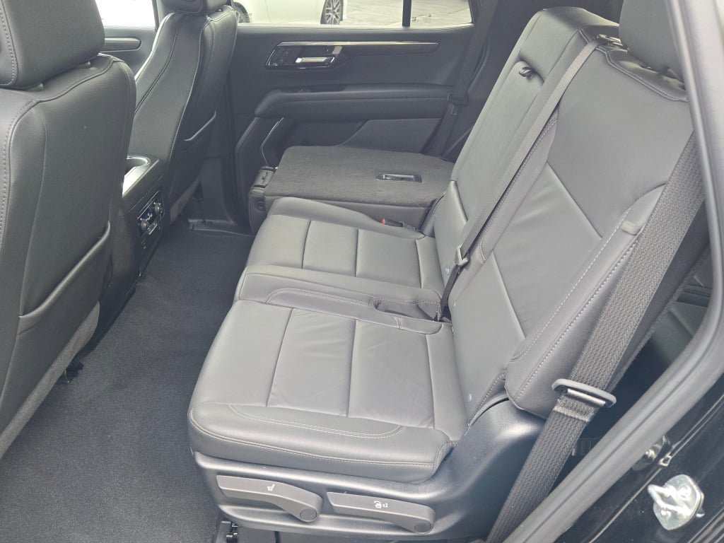 Certified 2025 Chevrolet Tahoe LT AWD/4WD image 19