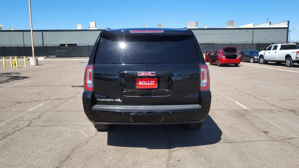 Used 2019 GMC Yukon XL SLT w/ Premium Edition image 7