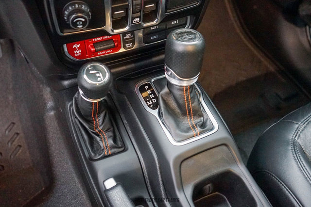 Used 2022 Jeep Gladiator Mojave w/ LED Lighting Group image 39