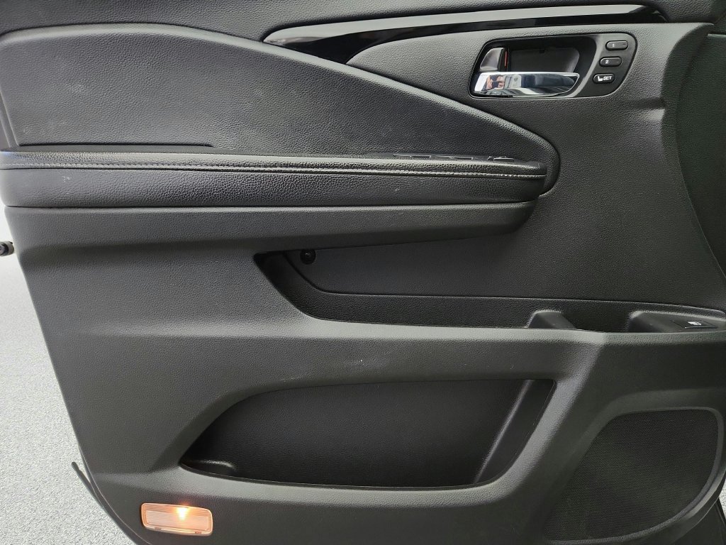 Used 2020 Honda Ridgeline RTL-E image 24