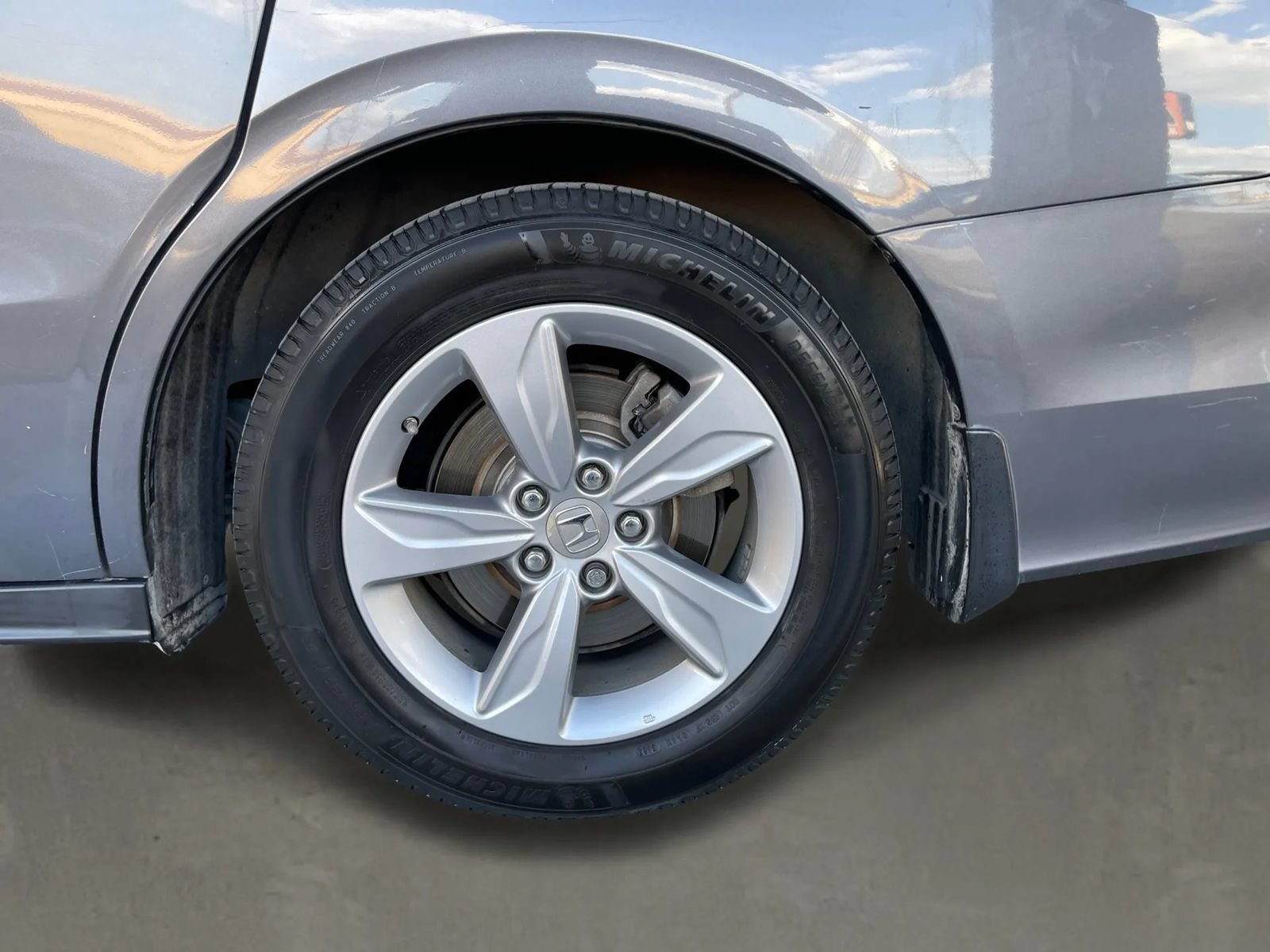 Used 2018 Honda Odyssey EX-L image 11