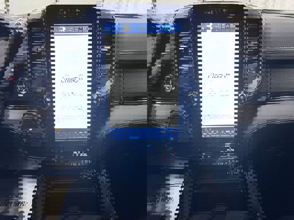 Used 2024 RAM 2500 Limited image 26