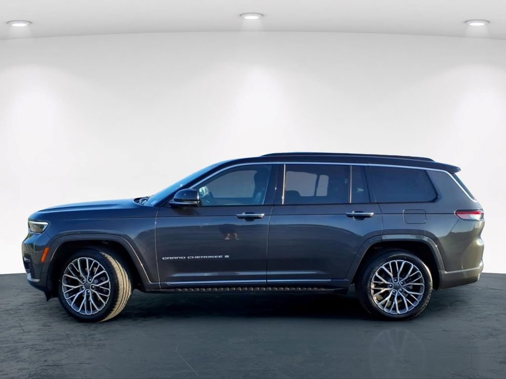 Used 2024 Jeep Grand Cherokee L Summit AWD/4WD image 16