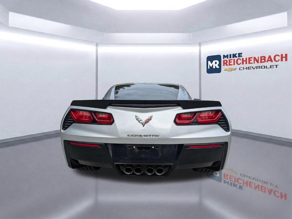 Used 2018 Chevrolet Corvette Stingray Coupe w/ 1LT RWD image 5