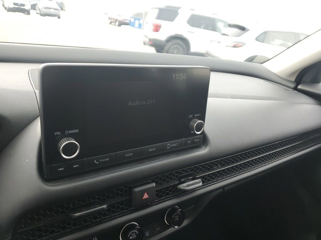 Certified 2025 Honda HR-V LX image 19