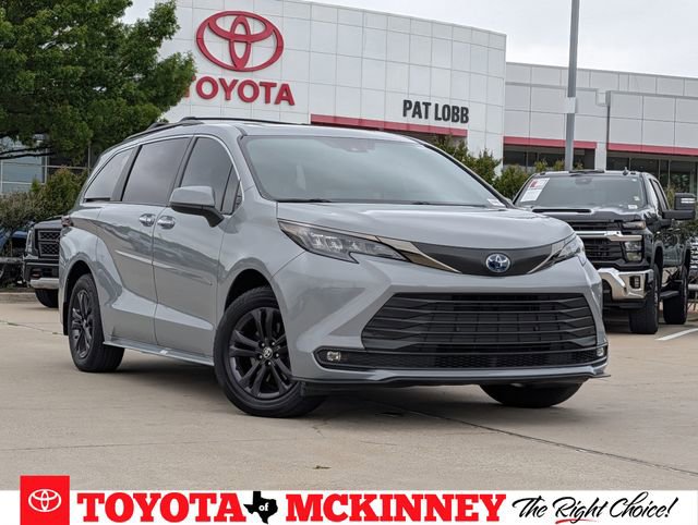 Used 2024 Toyota Sienna XLE Woodland Edition