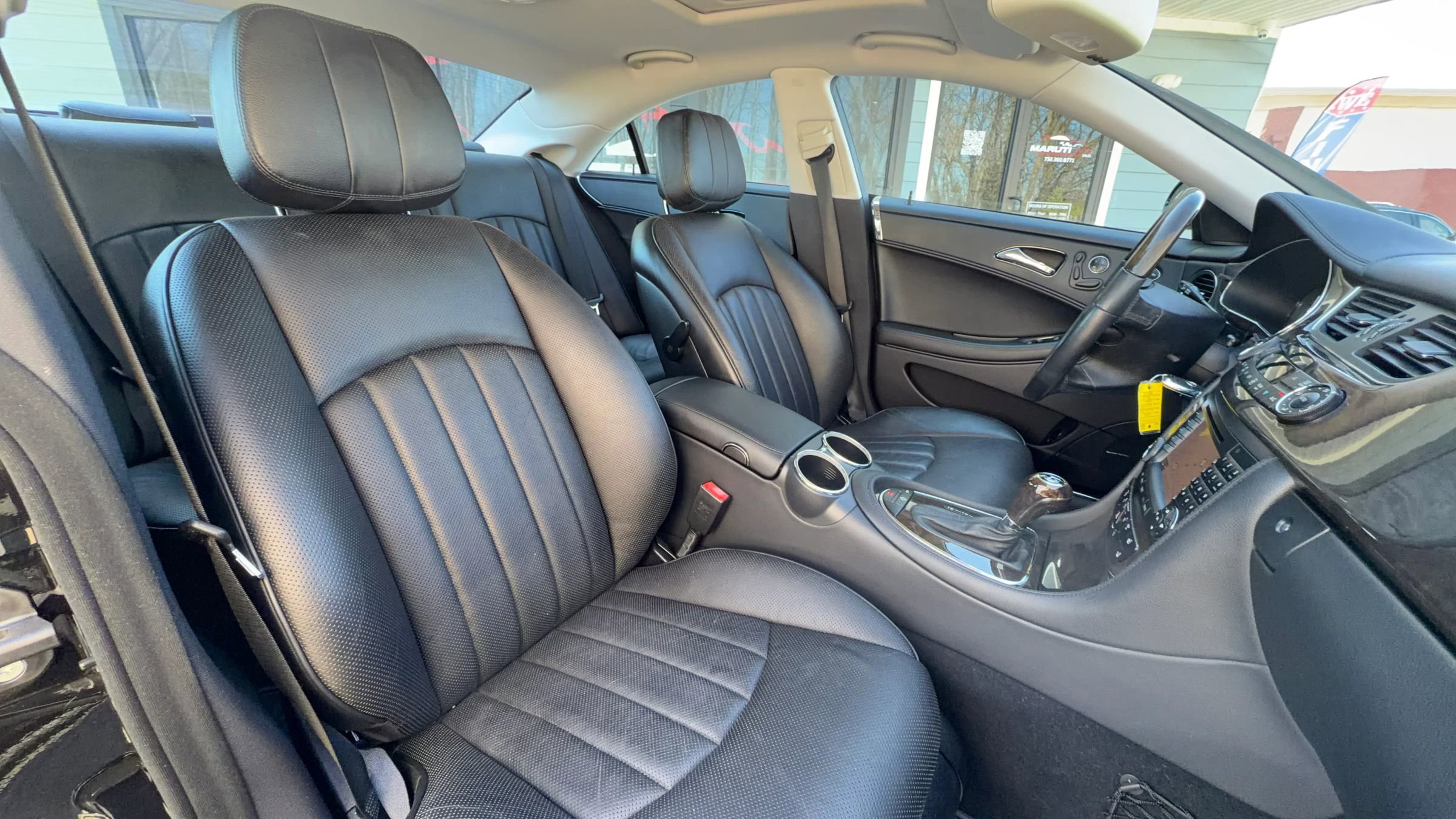 Used 2008 Mercedes-Benz CLS 550 image 24