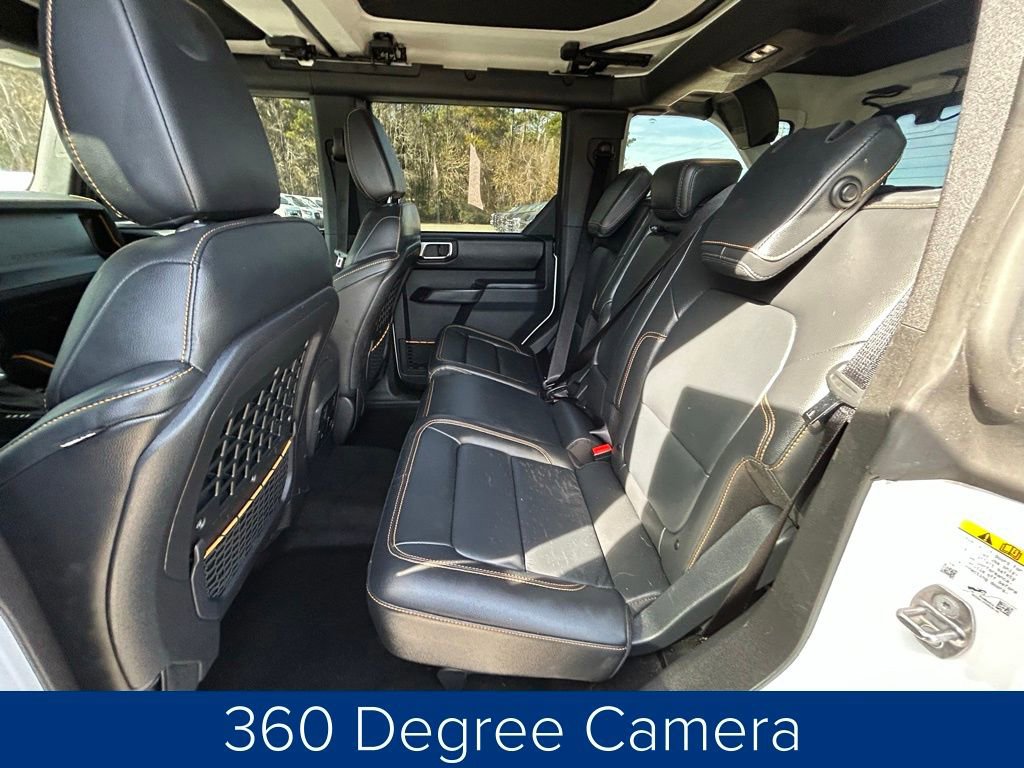Used 2024 Ford Bronco Badlands image 16