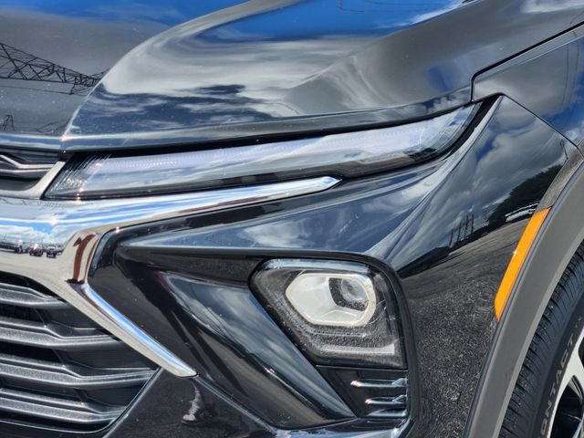 Used 2025 Chevrolet TrailBlazer LT AWD/4WD image 9