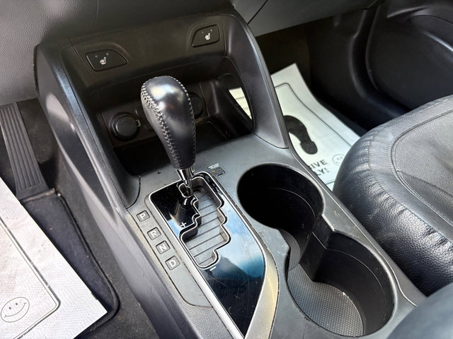Used 2012 Hyundai Tucson Limited FWD image 29