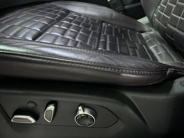 Used 2023 Cadillac Escalade ESV V w/ LPO, Floor Liner Package AWD/4WD image 26