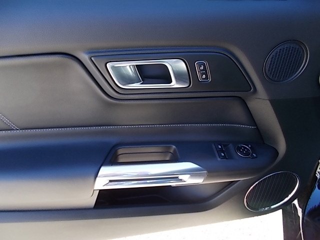 Used 2023 Ford Mustang GT Premium image 12