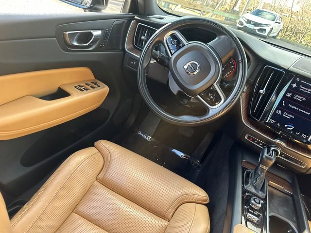 Used 2021 Volvo XC60 T5 Inscription w/ Advanced Package image 22