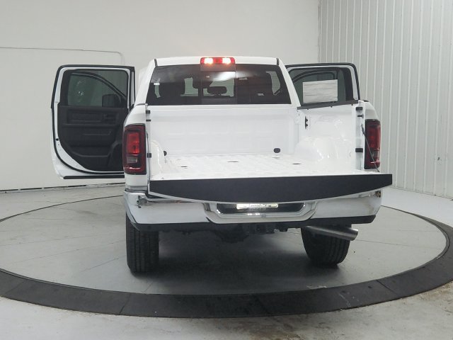 New 2026 RAM 2500 Tradesman AWD/4WD image 15