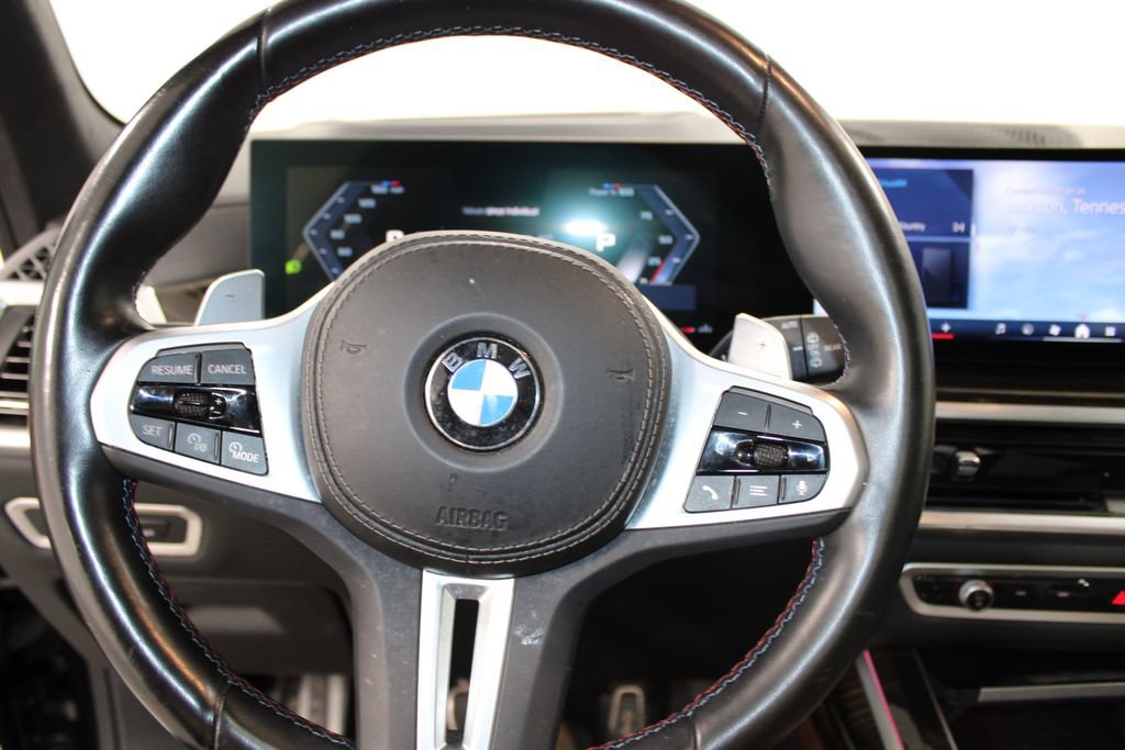 Used 2024 BMW X7 M60i w/ Executive Package image 39