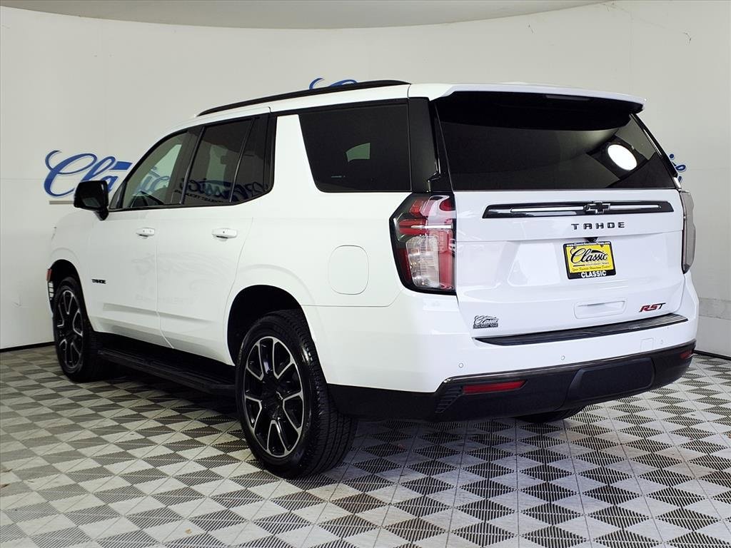 Used 2021 Chevrolet Tahoe RST w/ Luxury Package image 2